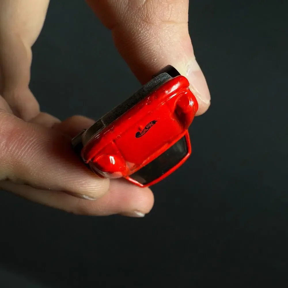 HOT WHEELS 1:64 1974 1995 PORSCHE 911 CARRERA RED MALASYIA